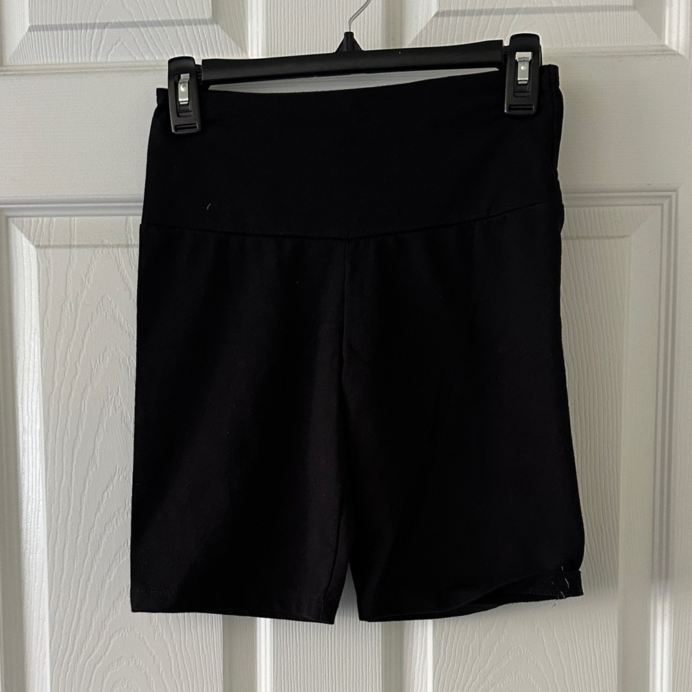 Sleek Black Women's Bike Shorts